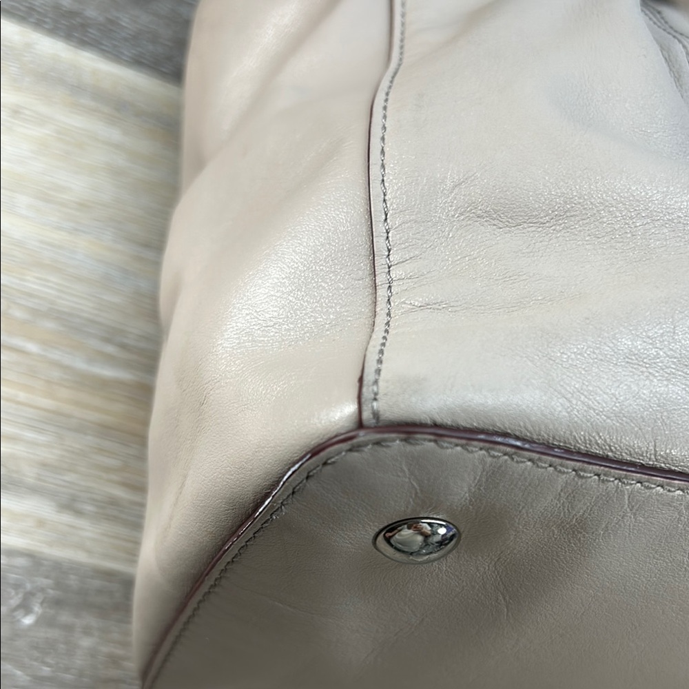 Coach Tan Shoulder Bag - Picture 12 of 16